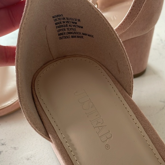 Justfab 7W pink strap heel - Picture 2 of 4